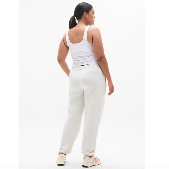 Large, XL - ATHLETA Forever Fleece Mid Rise Jogger Soft Loungewear Grey Gray NWT - Picture 4 of 5